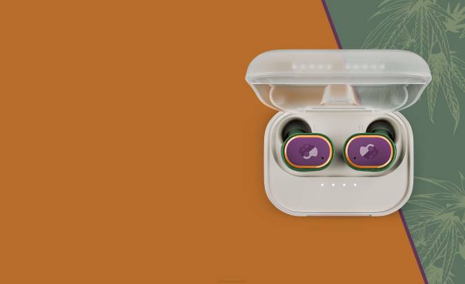 A limited strainof high-grade buds Grind True Wireless Earbuds XXFB8 Haze Skullcandy